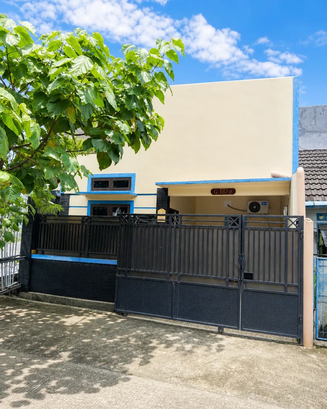 Rumah Dijual di Cipondoh